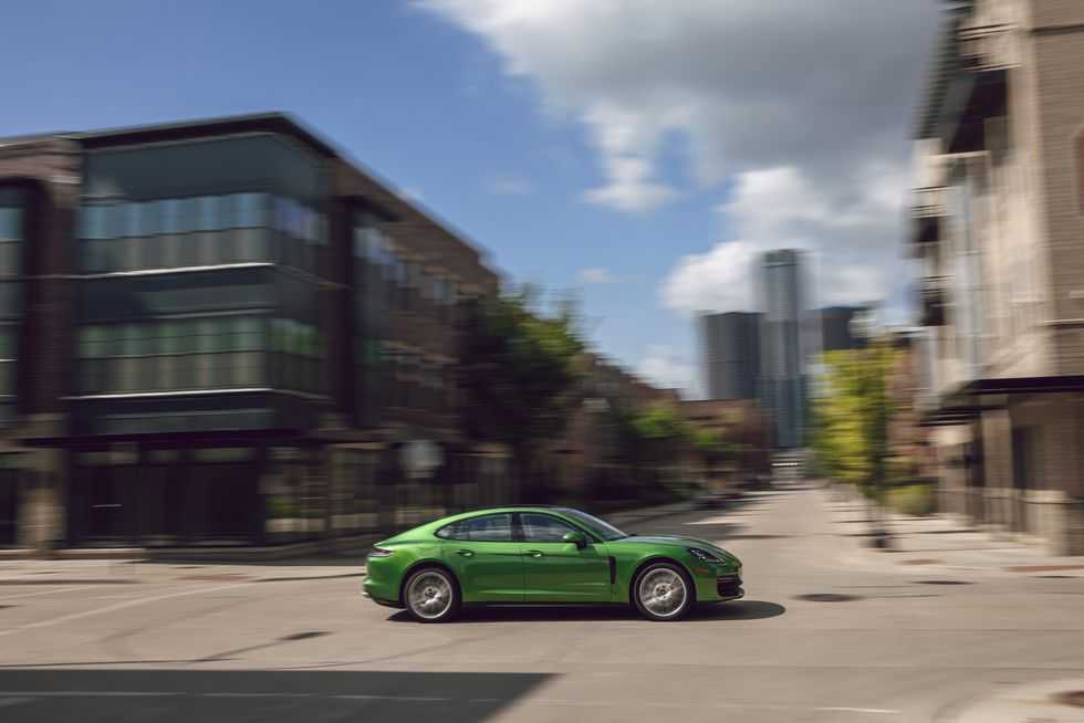 top best Porsche green cars for rent in Internet city-pic_5