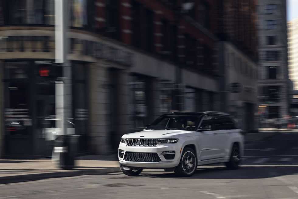 2018 Jeep Grand Cherokee Limited, June 2023 Jeep Warranty, Full Jeep Service History, GCC-pic_1