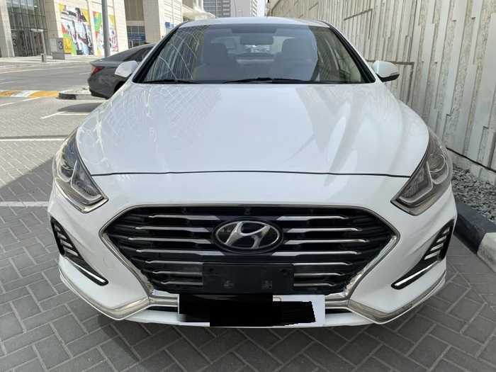 Rent Hyundai Sonata 2019 in Dubai-pic_4