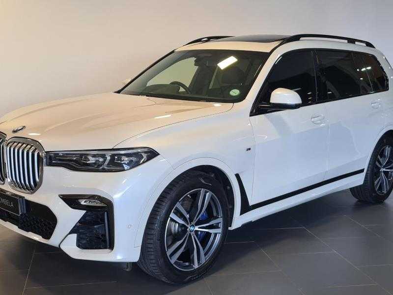 BMW X7 40I M KIT || 2023 || with 5 years warranty Service contract-pic_1