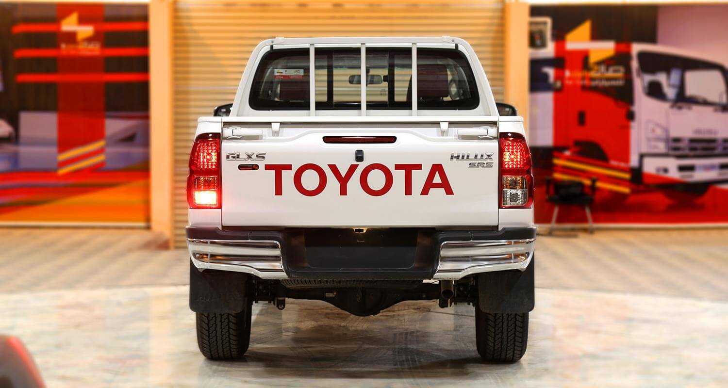 HILUX 2019 4X4 GCC FULL SERVICE + AL FUTTAIM -ORGINAL PAINT 100% -FULL OPTION NO.1 - INCULDE VAT-pic_5