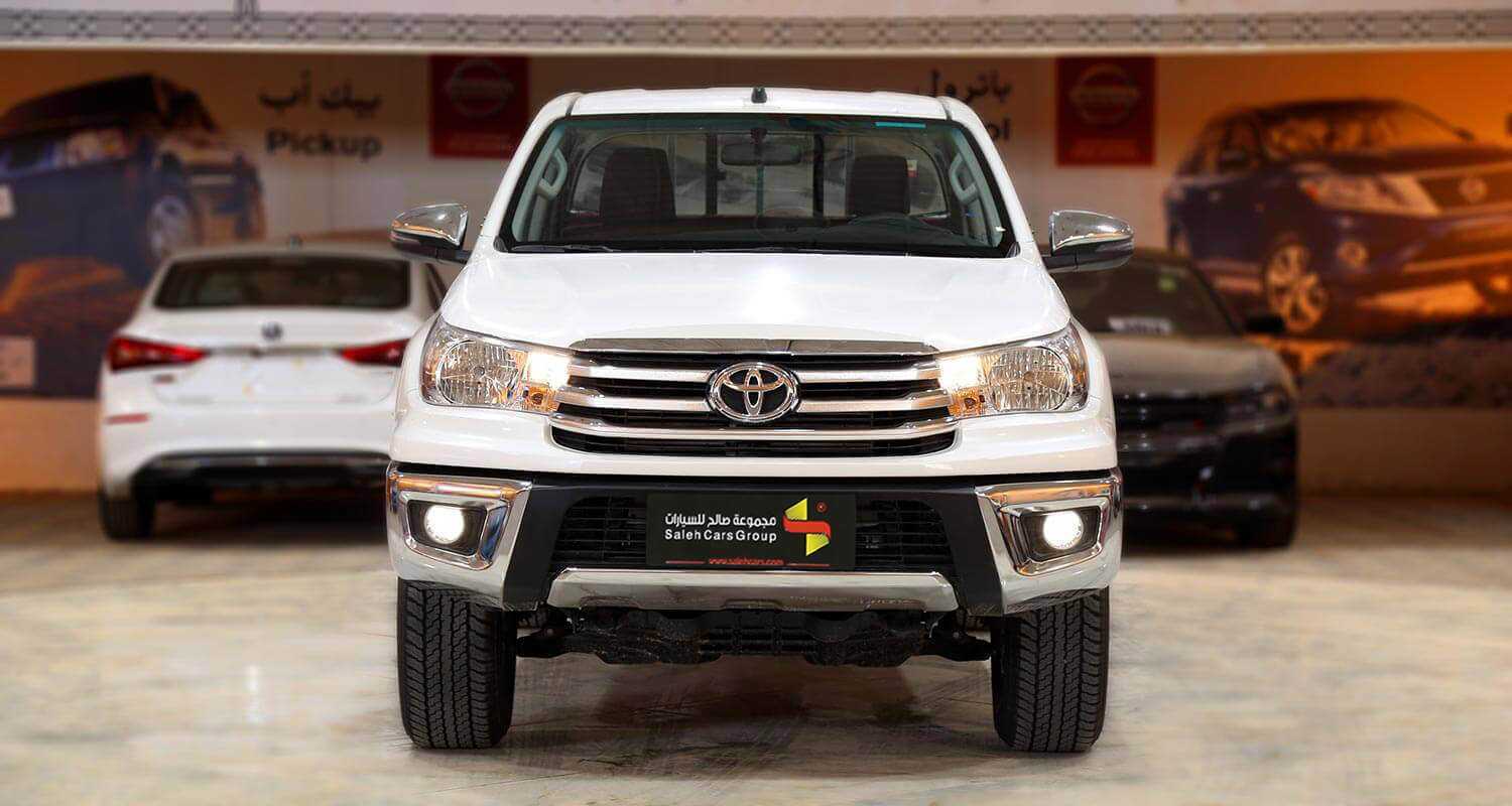 HILUX 2019 4X4 GCC FULL SERVICE + AL FUTTAIM -ORGINAL PAINT 100% -FULL OPTION NO.1 - INCULDE VAT-pic_1