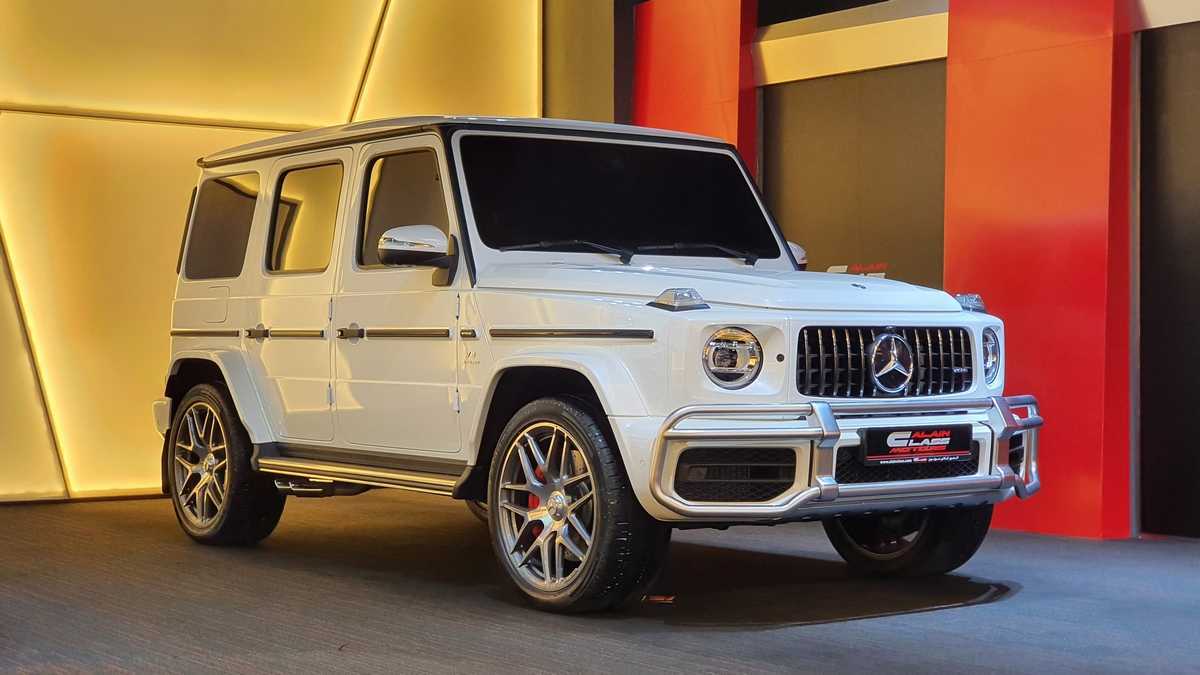 Rent Mercedes Benz AMG G63 2019 in Dubai-pic_3