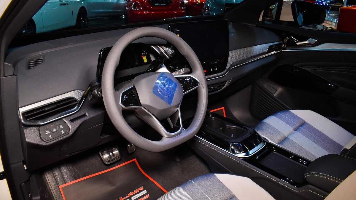 Volkswagen ID.4 Crozz Lite Pro | VW4 | RWD | Electric | A/T Blue/Black | 5Seater | Export Only - image 6