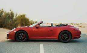 Rent Porsche 911 Carrera GTS 2019 in Dubai-pic_1