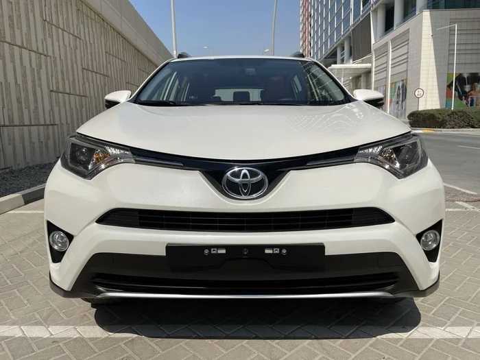 Toyota RAV 4 EX 2018 | 2.5L GCC | 2 Keys | Agency serviced | Original Paint-pic_1