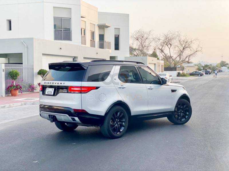 RENT LAND ROVER DISCOVERY HSE 2021 IN DUBAI-pic_2