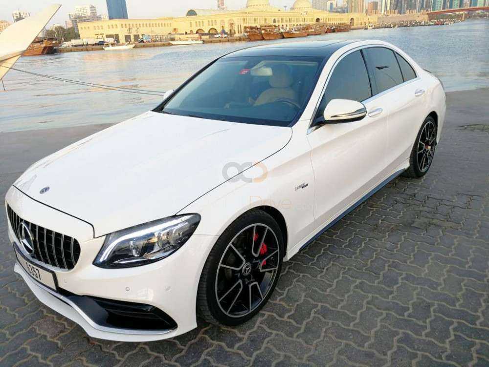 RENT MERCEDES BENZ C300 2019 IN DUBAI-pic_2