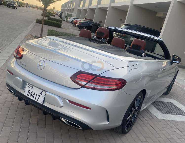 RENT MERCEDES BENZ C300 CONVERTIBLE 2019 IN DUBAI-pic_5