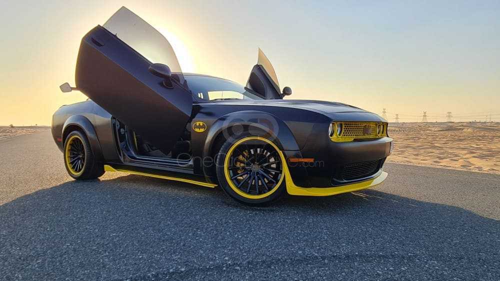 RENT DODGE CHALLENGER BATMAN KIT V8 2020 IN DUBAI-pic_5