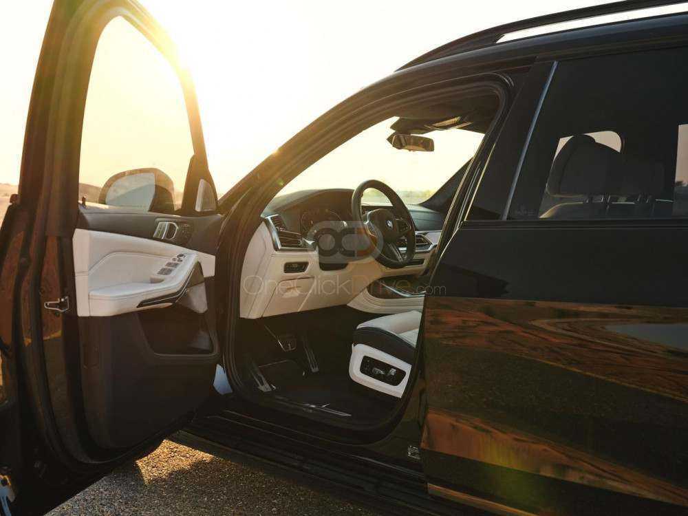 RENT BMW X7 2020 IN DUBAI-pic_6