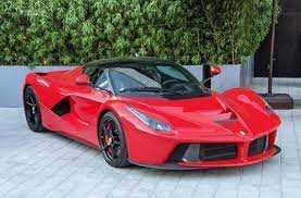 2015 Ferrari LaFerrari | Low Mileage | 1 OF 499 (FM-1543)-pic_2