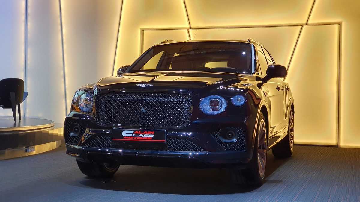 2018 BENTLEY BENTAYGA W12 DONE 47,000KM GCC-pic_2