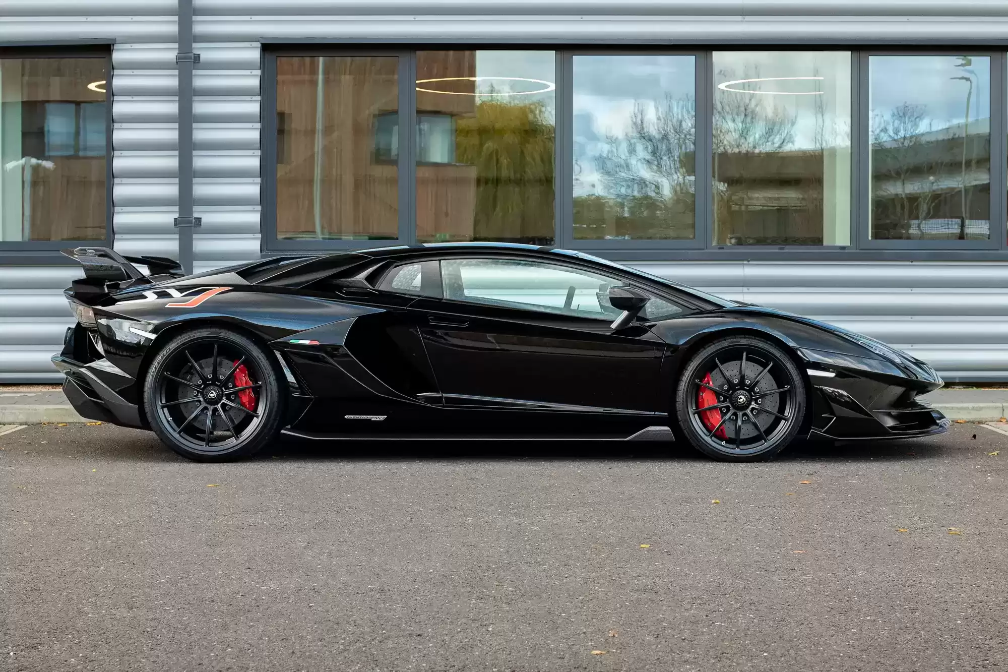 2019 Lamborghini Aventador SVJ | (FM-INV.V-1004)-pic_2