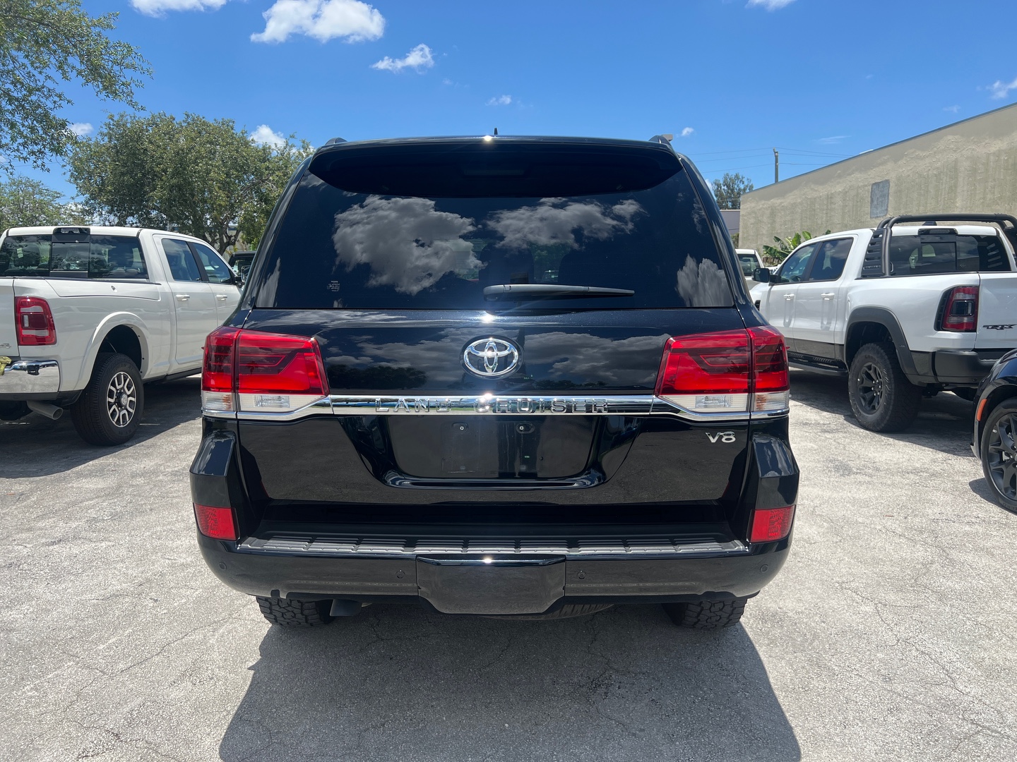 2021 Toyota Land Cruiser-pic_3