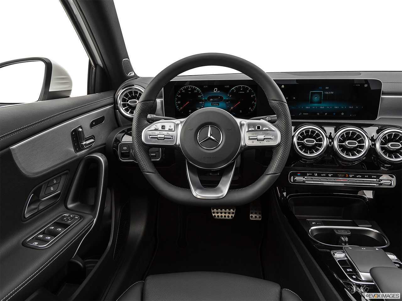 2022 Mercedes-Benz A200 AMG Premium, Mercedes Warranty 2027, GCC-pic_1