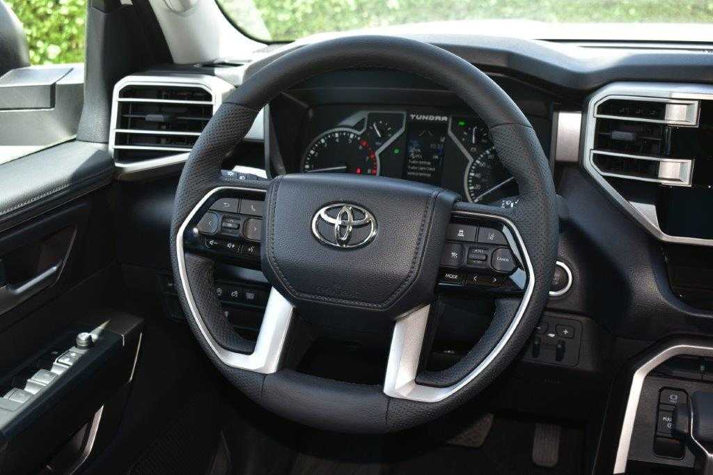 TOYOTA TUNDRA-pic_5