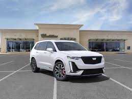 Rent 2022 Cadillac XT6-pic_3