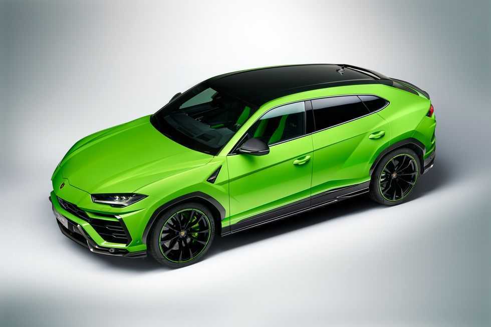 2022 | BRAND NEW | Lamborghini Urus I BLACKI EXPORT PRICE: 1,280,000 AED-pic_3