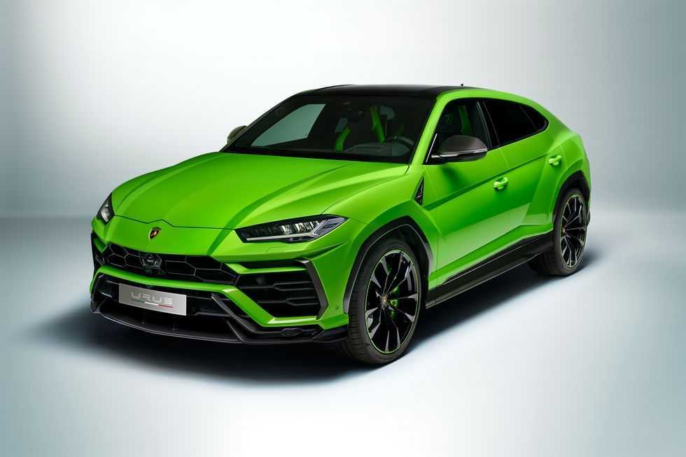 2022 | BRAND NEW | Lamborghini Urus I BLACKI EXPORT PRICE: 1,280,000 AED-pic_2