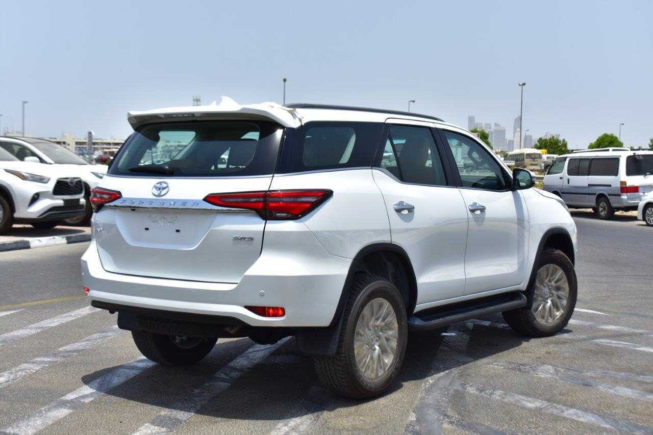 MODEL TOYOTA FORTUNER-pic_3