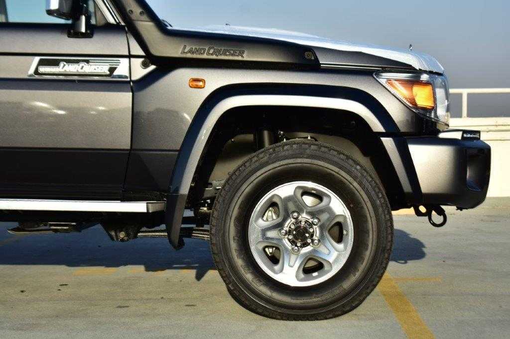 MODEL TOYOTA LAND CRUISER-pic_4