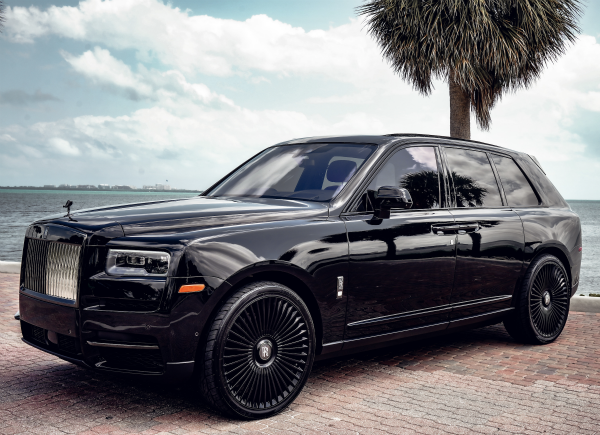 2023 Rolls Royce Cullinan Black Badge | GCC | (FM-1842)-pic_2