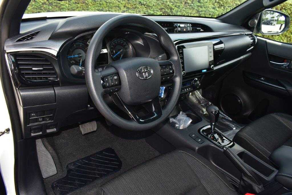 2023 TOYOTA HILUX DOUBLE CAB PICKUP ADVENTURE 2.8L DIESEL  4WD AUTOMATIC TRANSMISSION-pic_6