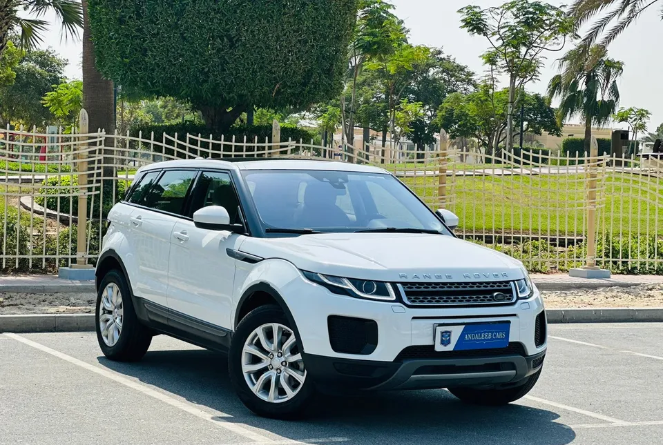 FULL AGENCY MAINTED EVOQUE 2.0 TURBO ORIGNAL PAINT 0% DOWNPAYMENT GCC-image