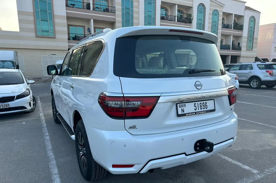 2024 Nissan Patrol GCC Specs Brand New 0 Kms with Warranty-pic_2