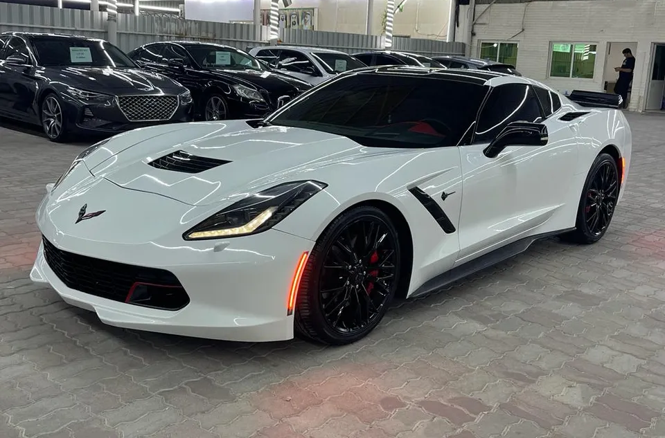 Corvette C7 Z51 GCC 2014 Full option in excellent condition well maintained-pic_2