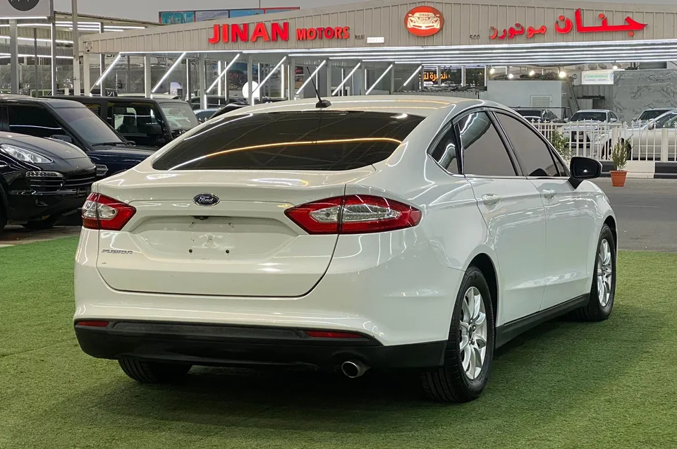Ford Fusion 2016 in Dubai-pic_3