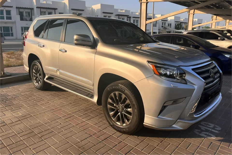 GCC Spec 2017 Lexus GX 460 Top End Platinum 8 Cylinder-pic_3