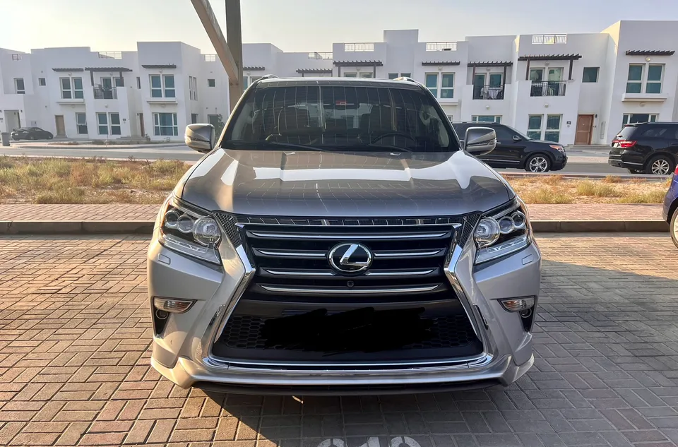 GCC Spec 2017 Lexus GX 460 Top End Platinum 8 Cylinder-pic_2