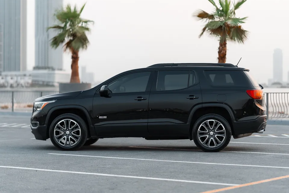 GMC Acadia 2019 in Dubai-pic_4