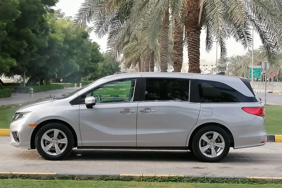 Honda Odyssey 2019 in Dubai-pic_3