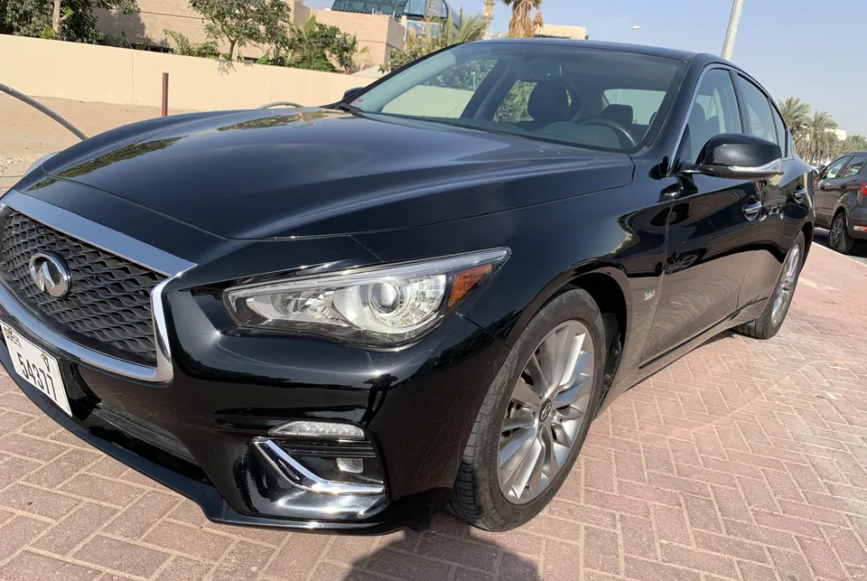 Infiniti Q50 2020 in Dubai-pic_4