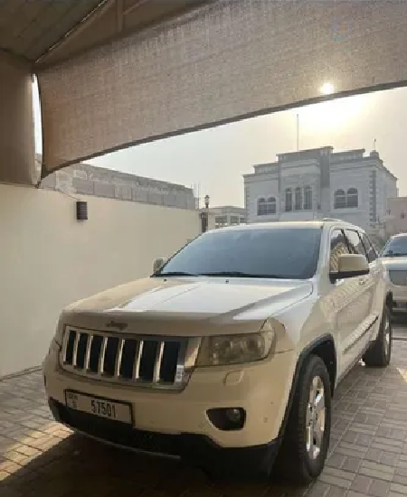 Jeep Grand Cherokee 2012 in Dubai-pic_3