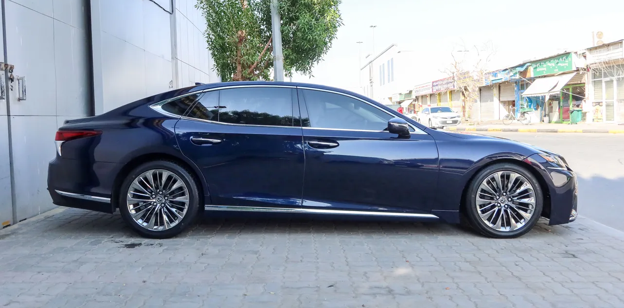 LEXUS LS500 2018 FULL OPTION 5 CAMERA 360° US SPEC-pic_4