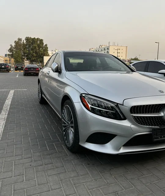 Mercedes Benz C 300 2021 in Dubai-pic_4