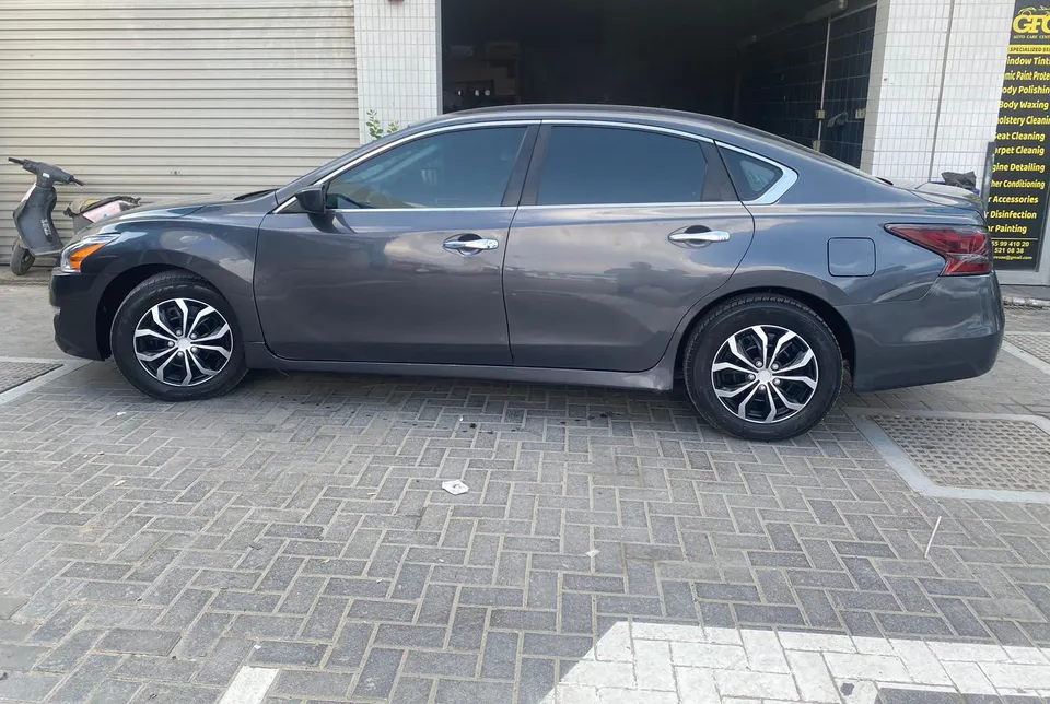 Nissan Altima 2013 in Dubai-pic_2
