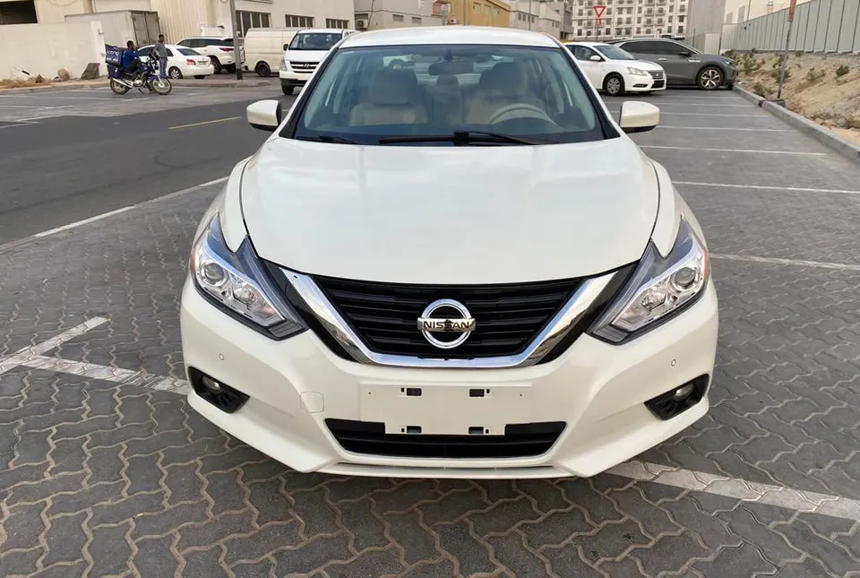 Nissan Altima Model 2018 km120k-pic_3