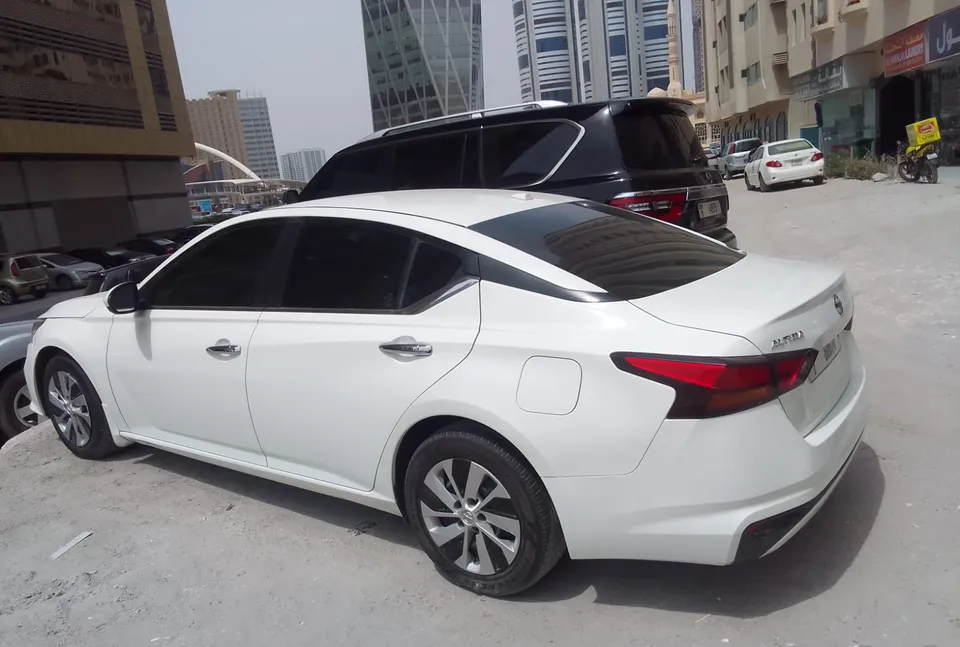 Nissan Altima in Dubai-pic_4