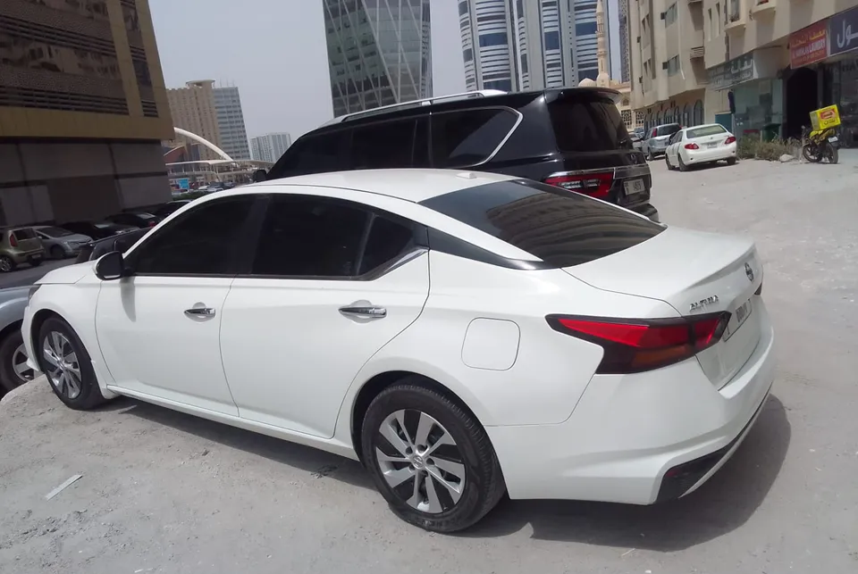 Nissan Altima in Dubai-pic_1