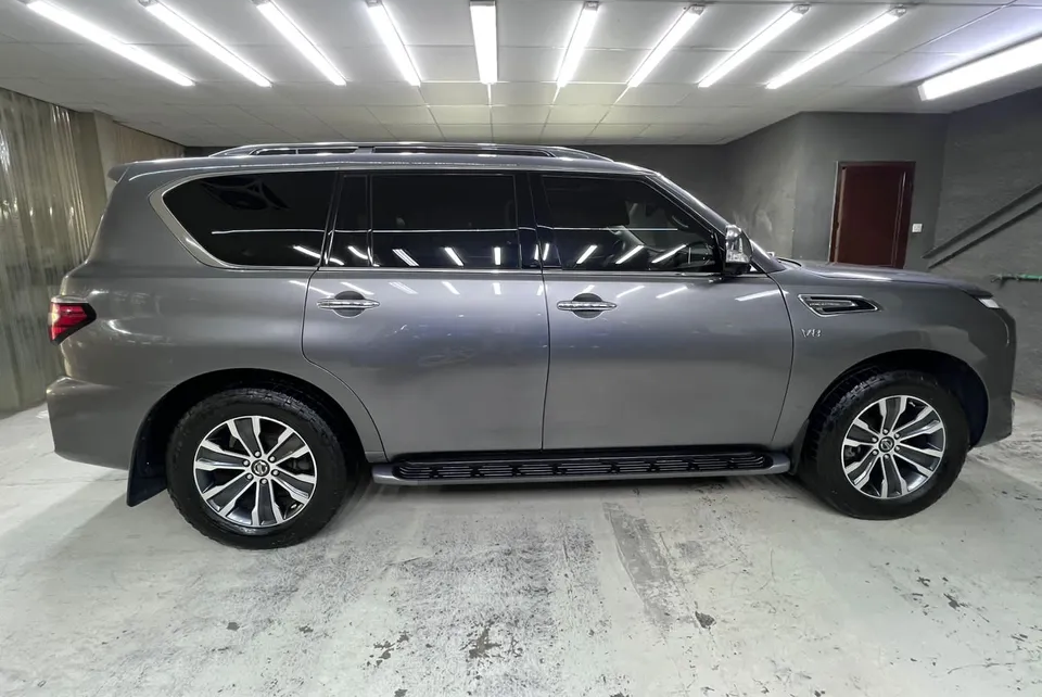 Nissan Armada-pic_3