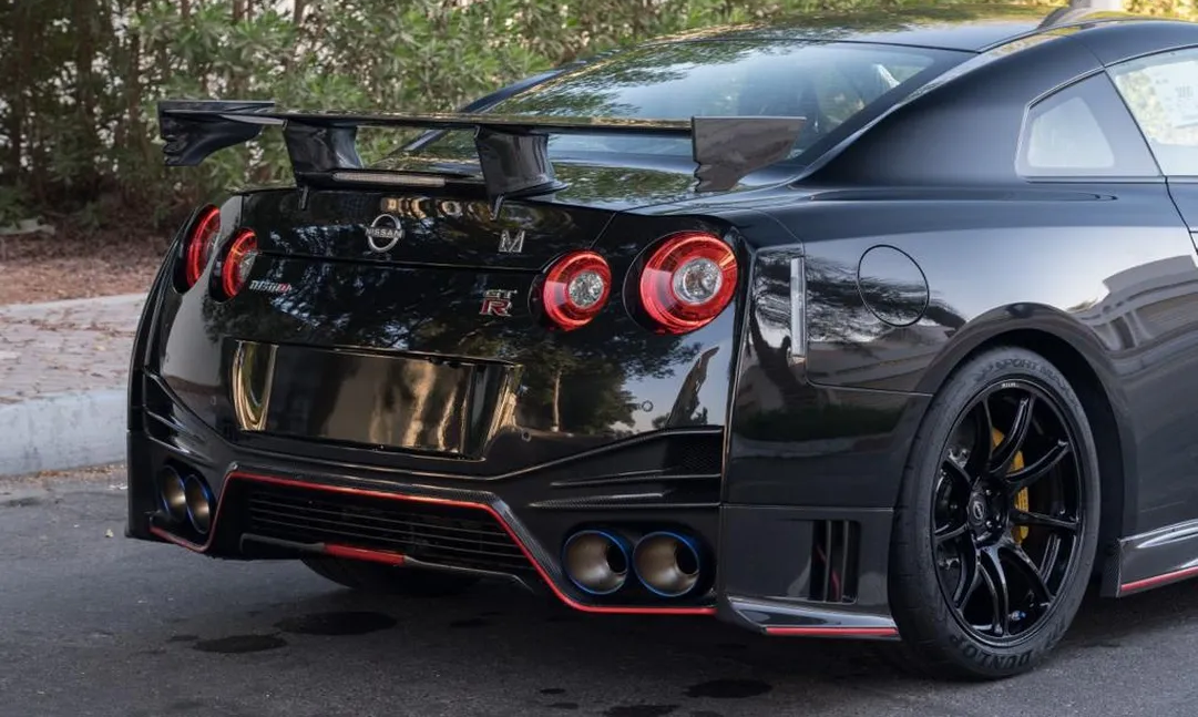 Nissan GT-R 2022 in Dubai-pic_3