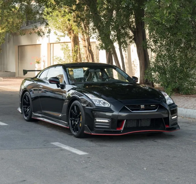 Nissan GT-R 2022 in Dubai-pic_2