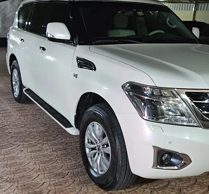 Nissan Patrol 2014 in Dubai-pic_2