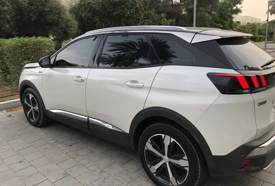 Peugeot 3008 GT Line 2019, full option, GCC specs-pic_2