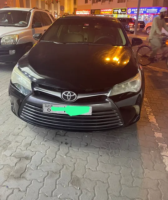 Toyota Camry 2015 in Dubai-pic_3